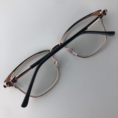 Monturas de gafas negras y doradas rosa solo con mariposas - Imagen 4 de 11