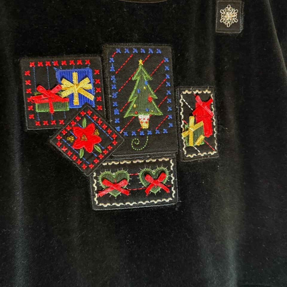 Платье макси женское Erika черное бархатное рождественское праздничное среднее с вышивкой бантами - Изображение 2 из 4