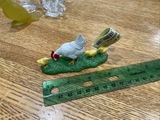 Safari Hen Chicks 3 1/2" Figure 2003 NWT