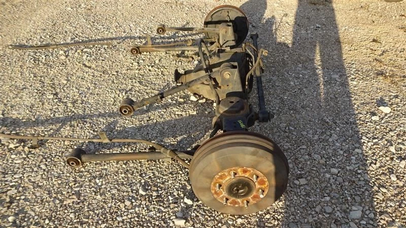 Rear Axle Assembly 2WD With Active Ride Control Fits 02-04 ISUZU AXIOM 650123 Foto 3 de 4