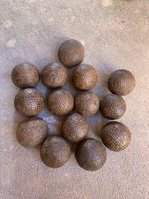 Bocce antiche in Legno  E Chiodi Palle Lyon Borchie, Lotto 14 Bocce legno chiodi