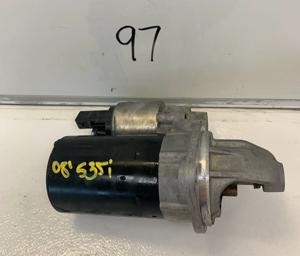 04-10 Conjunto de motor de arranque BMW 535i Bosch OEM 7521116 Foto 2 de 4