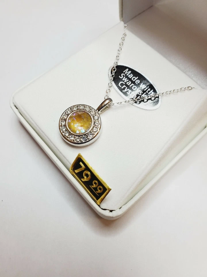 Collar con halo de cristales de Swarovski superposición de rodio ópalo de octubre cumpleaños Foto 3 de 3