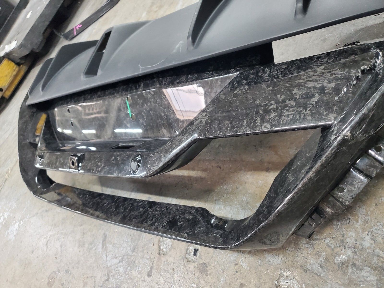 LAMBORGHINI HURACAN PERFORMANTE REAR BUMPER FORGED CARBON DIFFUSER LP640 OEM