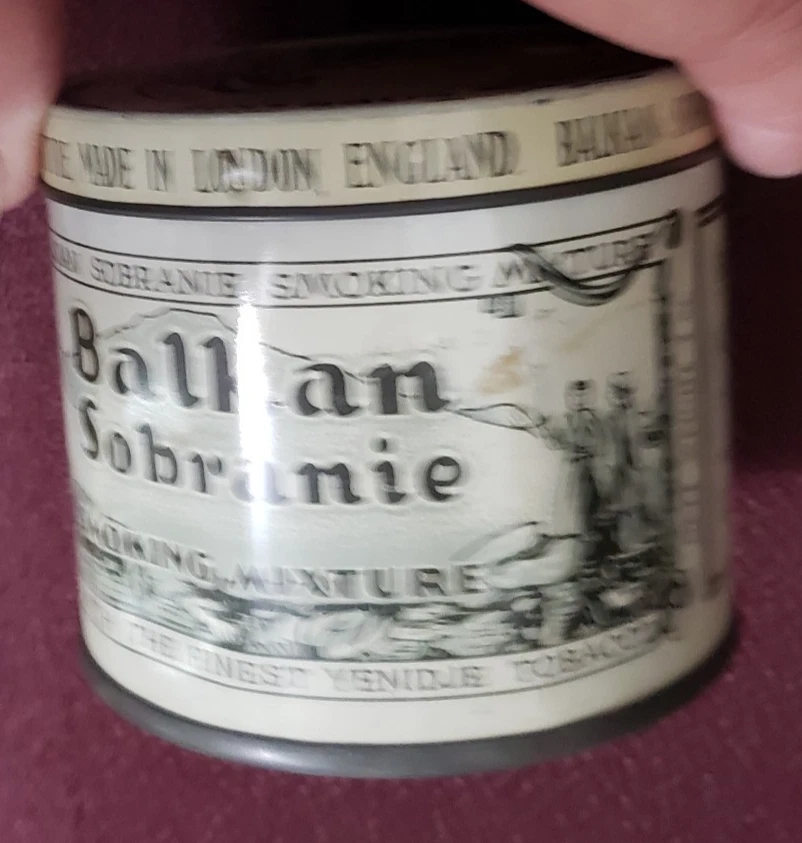 Balkan Sobranie Yenidje Mezcla para fumar tabaco Lata Vacía Día del Padre Regalo Foto 2 de 4