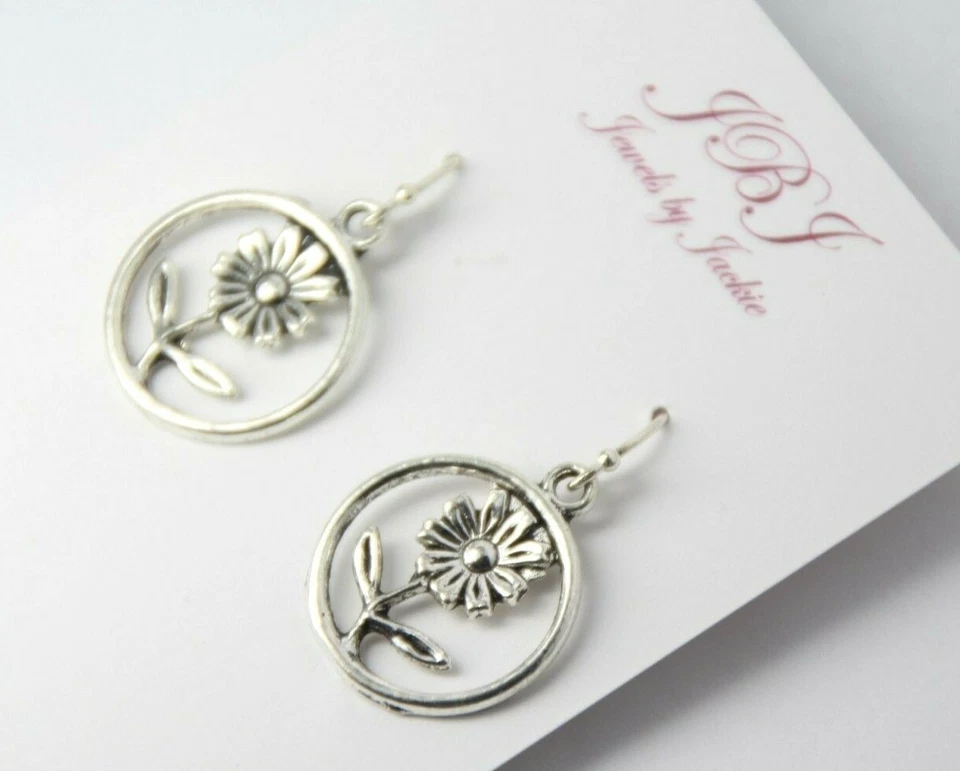 向日葵小饰品耳环 925 纯银钩锡饰品 1 1/4 花 — 第 4/4 张图片