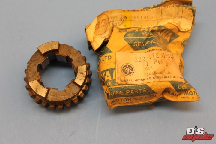 NOS YAMAHA 1972-74 DT2 RT2 MX 250 360 TRANSMISSION GEAR 5TH PART