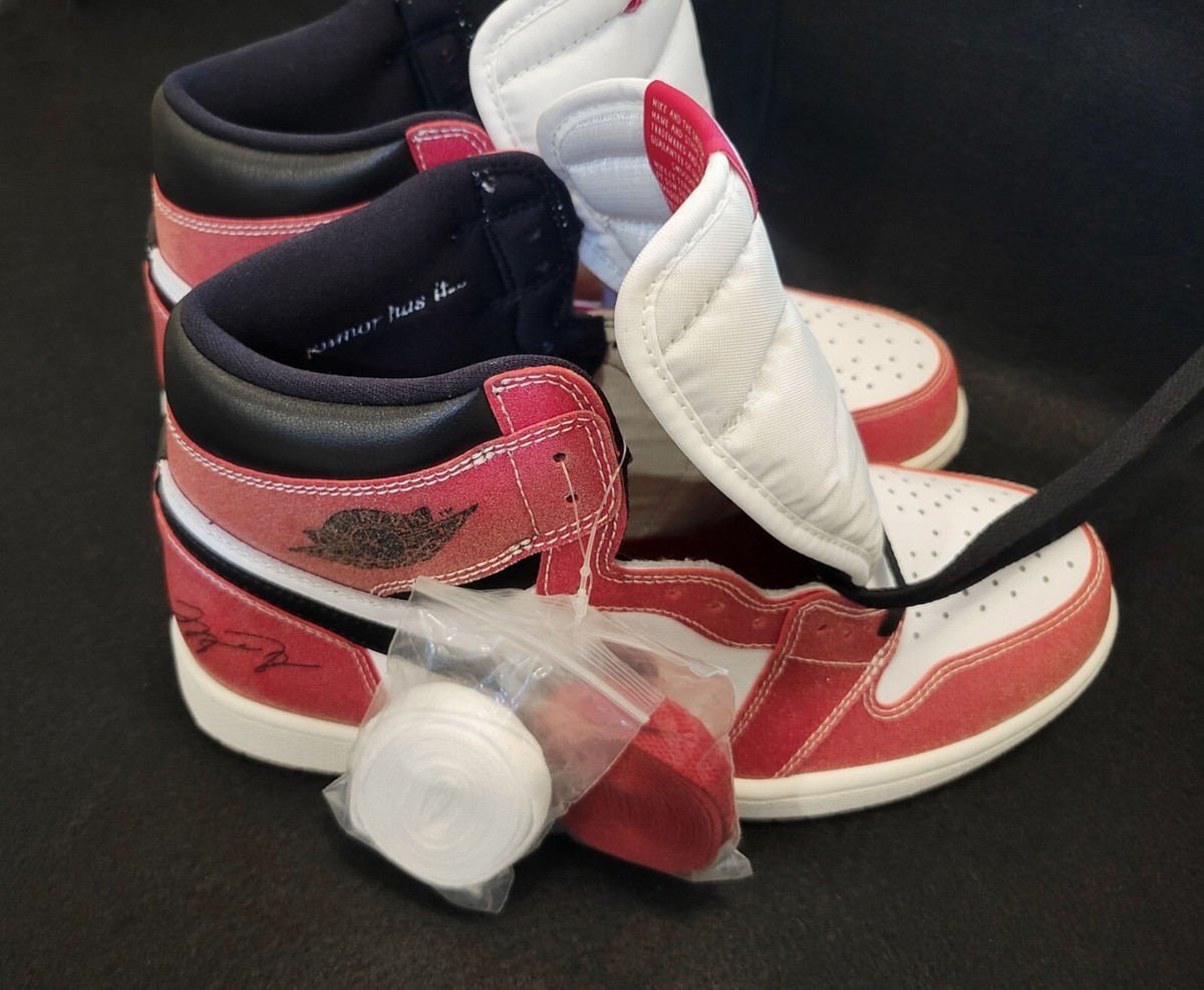 AIR JORDAN 1 RETRO HIGH OG SP DA2728 100 MICHAEL MJ COLOR VARSITY