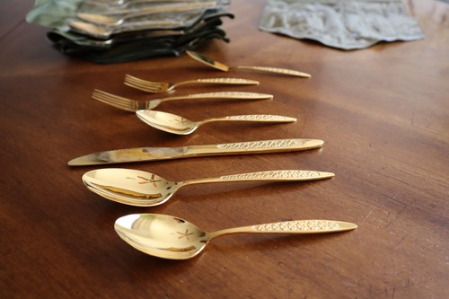 49x Lifetime Cutlery Corp 23k Gold Electroplate Japan Clover Heart Service for 8 - Picture 11 of 14