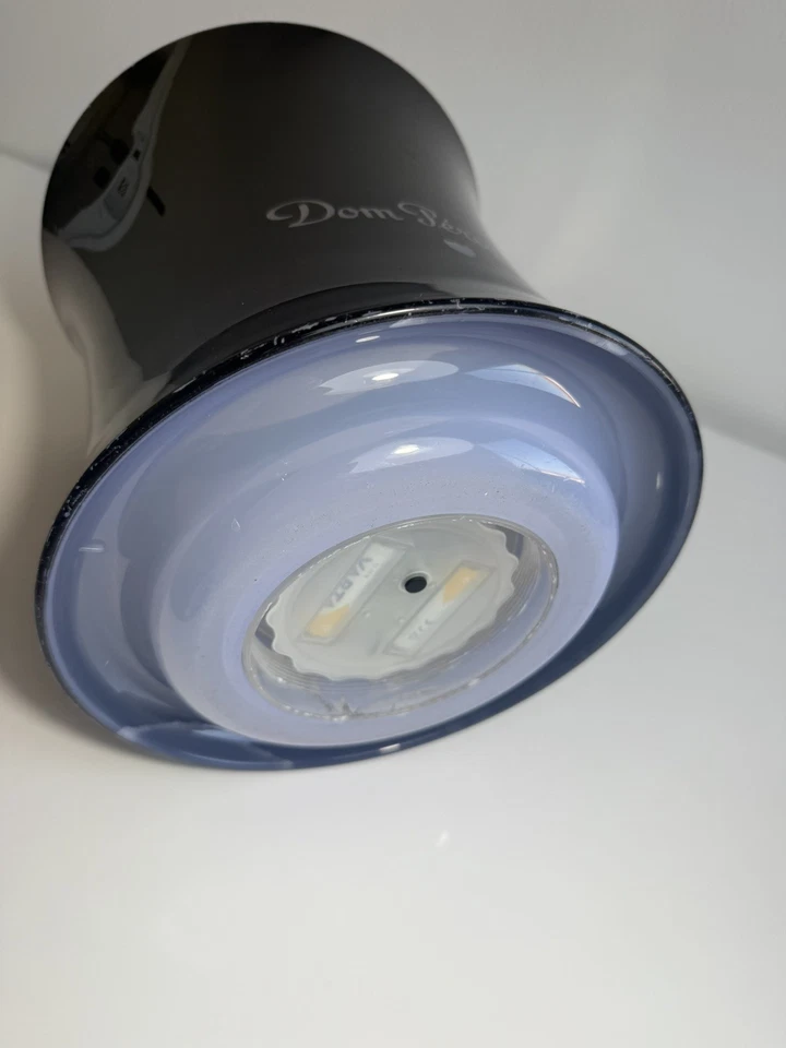 DOM PERIGNON 1 BOTTIGLIA CESTELLO FIRMATO CHAMPAGNE PORTA GHIACCIO LED SECCHIELL - Immagine 3 di 4