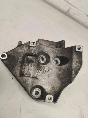 AUDI A4 8D2, B5 Klimakompressorhalterung 06B260885 1.60 Petrol 195kw 34551539