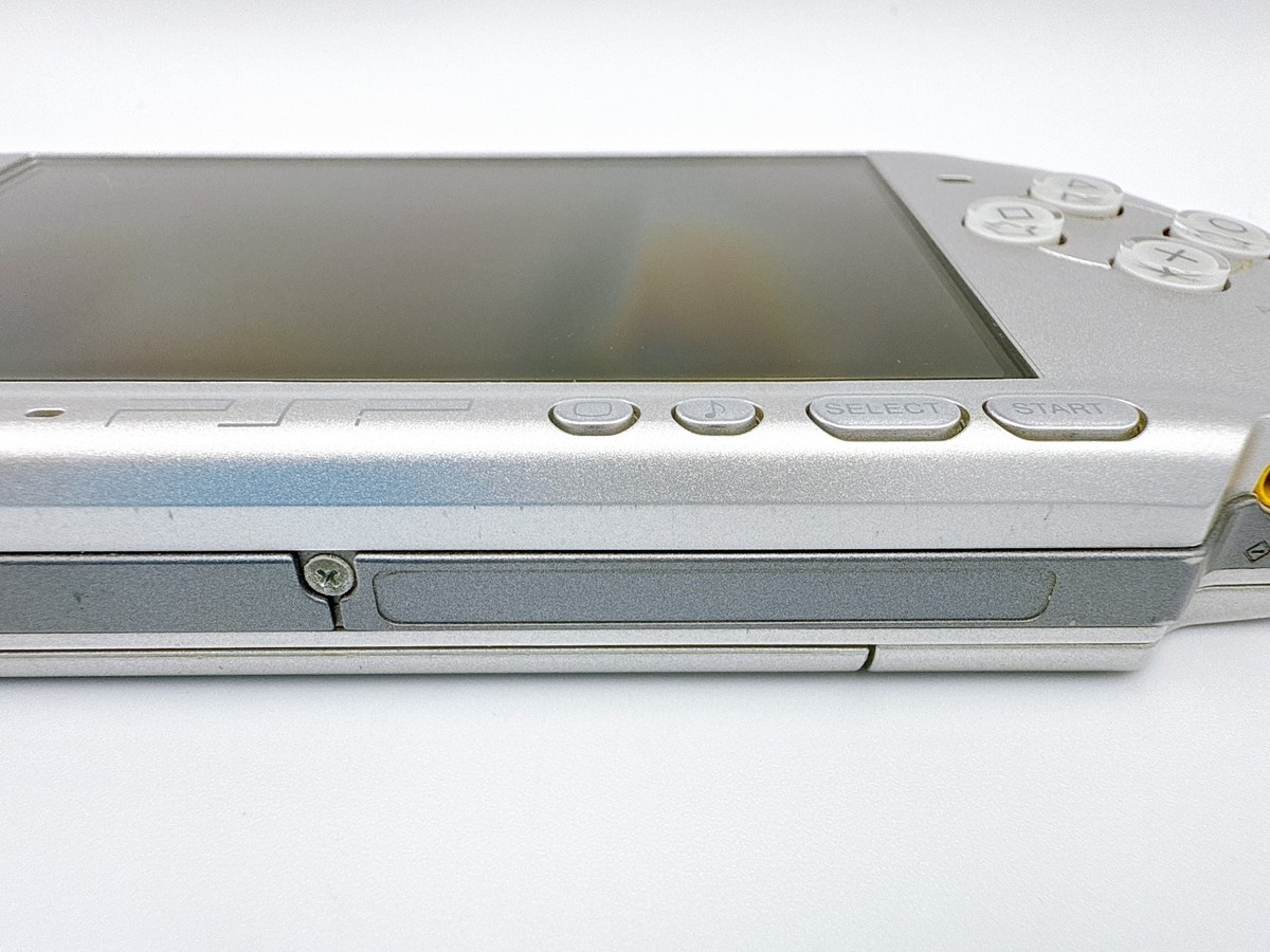 Sony PSP-3000 Console Silver Gundam Limited Edition Box Region