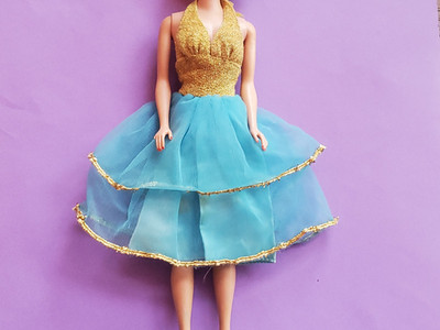 Vintage Superstar Barbie #9582 Best Buy Gold/Blue Chiffon Party Dress 1970's