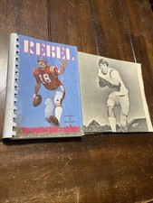 1970 OLE MISS FOOTBALL MEDIA GUIDE ARCHIE MANNING COVER & Early Autograph