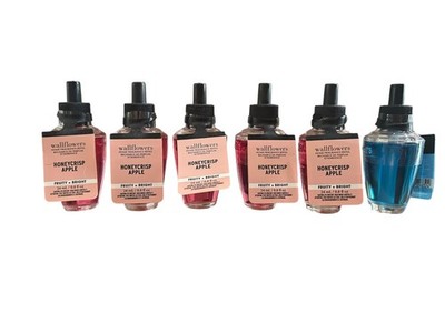 Bath & Body Works Wallflower Honey Crisp Apple 5 pack 1 Mystery Wallflower