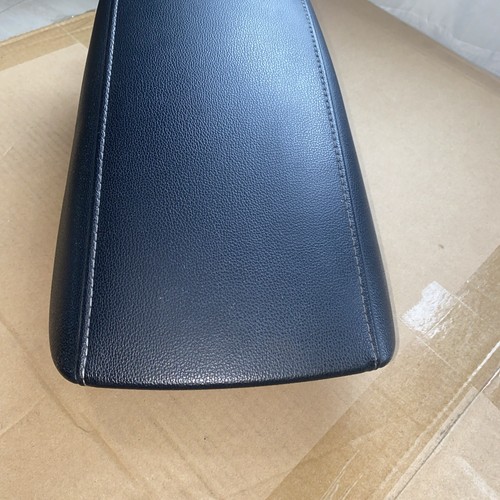 2017-2020 FORD FUSION CENTER CONSOLE LEATHER ARMREST LID STORAGE OEM - Picture 3 of 6