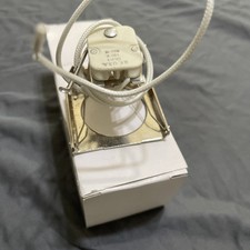 QLV-1 GX5.3 B.E. Lampholder 125V 660W PCR Lamp Bulb Holder QEL-3 BE QLV1 Base