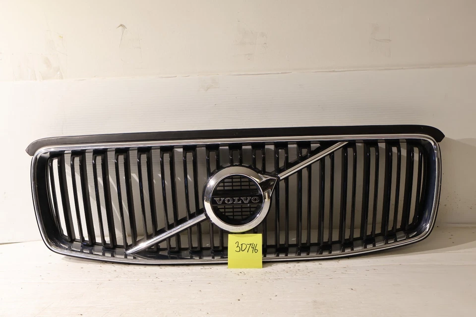 16 17 18 19 Volvo XC90 capó delantero radiador parrilla 30746 Foto 2 de 4