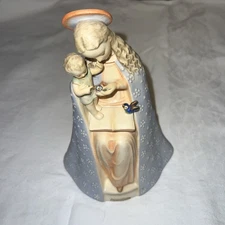 Vtg M.I. Hummel Goebel FLOWER  MADONNA  8 1/4" Figurine  10/1 Germany