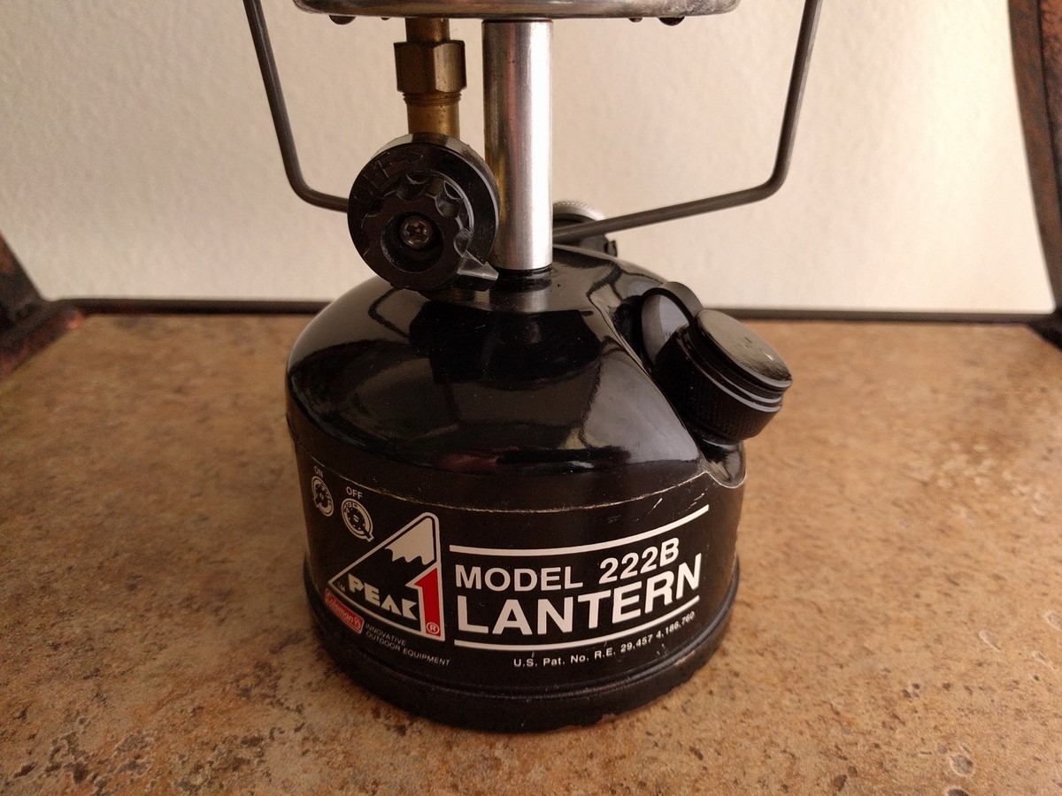 Vintage Coleman Peak 1 Backpacking Lantern Model 222B, 1993 Made