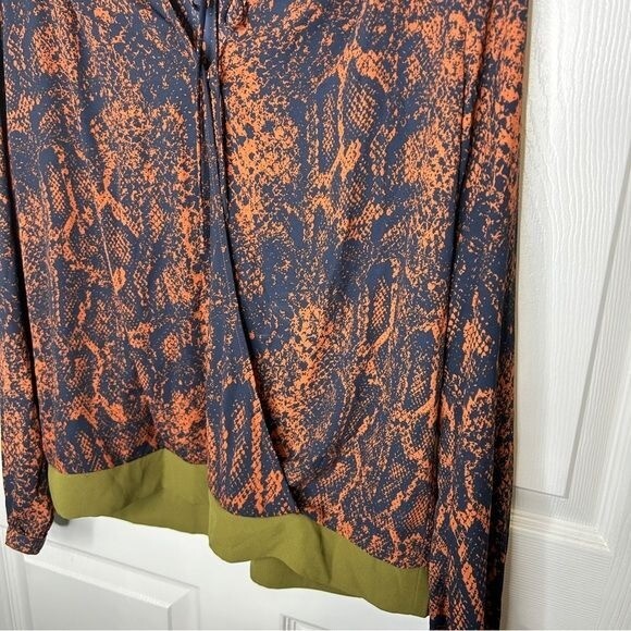 Cabi #101 Border Wrap Python Print Blouse Women's… - image 5