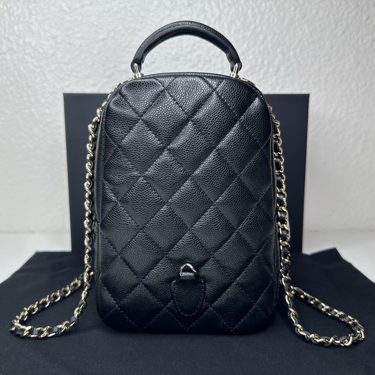 [CHANEL]★Classic Mini Backpack★Black NWT 24C Chanel Classic Mini Backpack Black Caviar with Gold