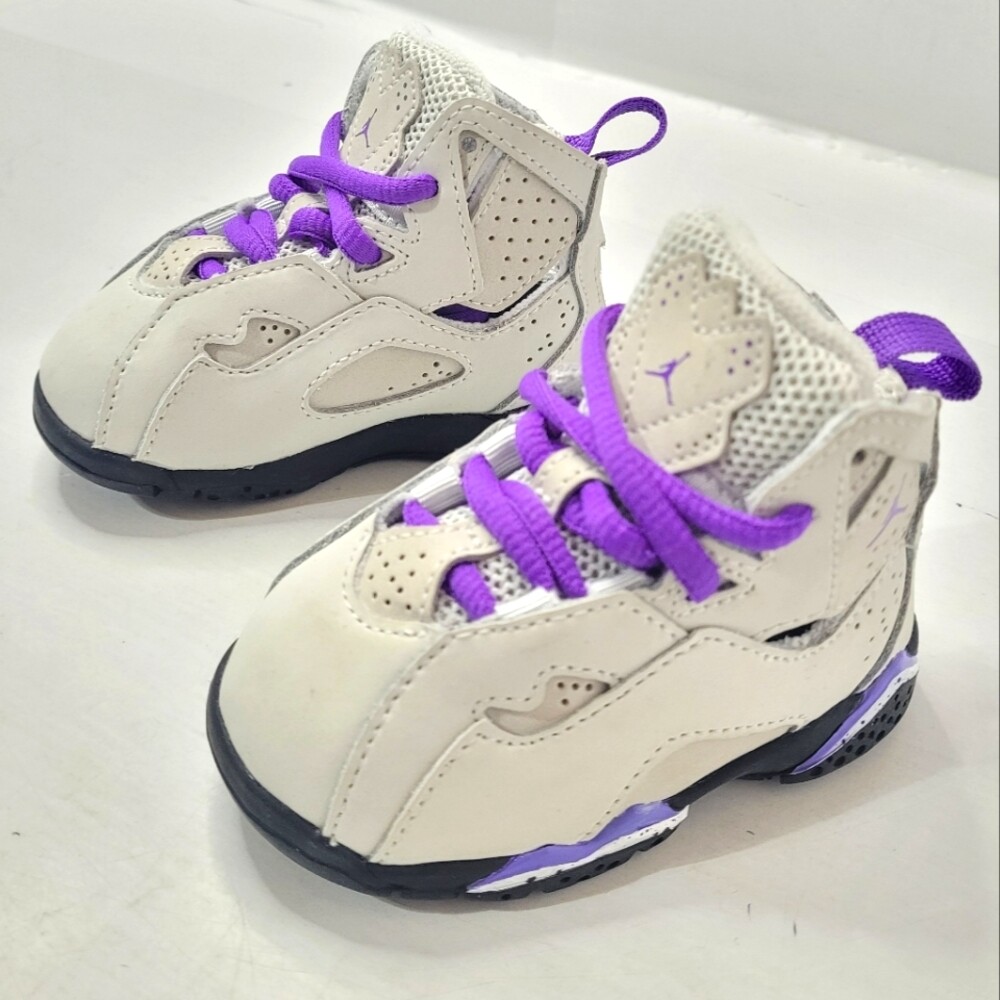 Purple Little Girl Jordans Purple Jordan True Flight Girls Jordan