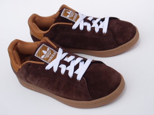 brown suede stan smith