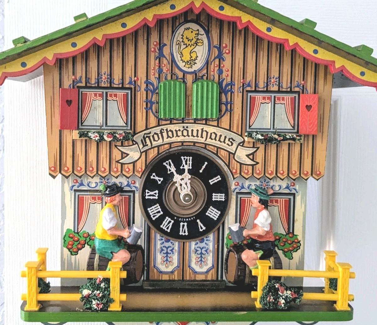 Vtg 70's E Schmeckenbecher Musical Cuckoo Clock Hofbrauhaus with