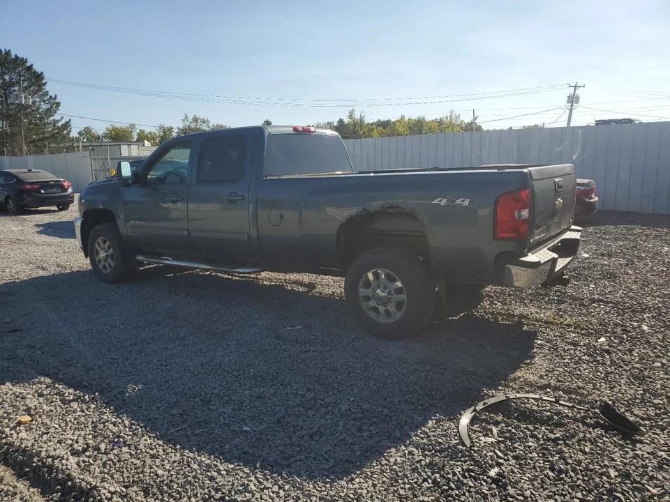 (LOCAL PICKUP ONLY) AC Condenser Fits 99-14 SIERRA 2500 PICKUP 2038311 Foto 2 de 4