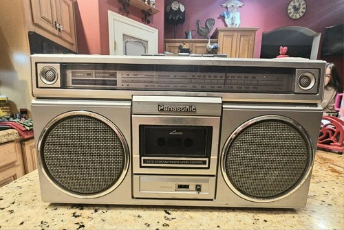 Vintage 1980's Panasonic RX-5010 AMFM Radio Boombox – for repair