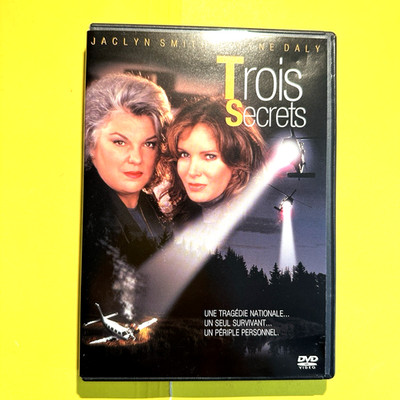 Three Secrets Trois secrets DVD Bilingual