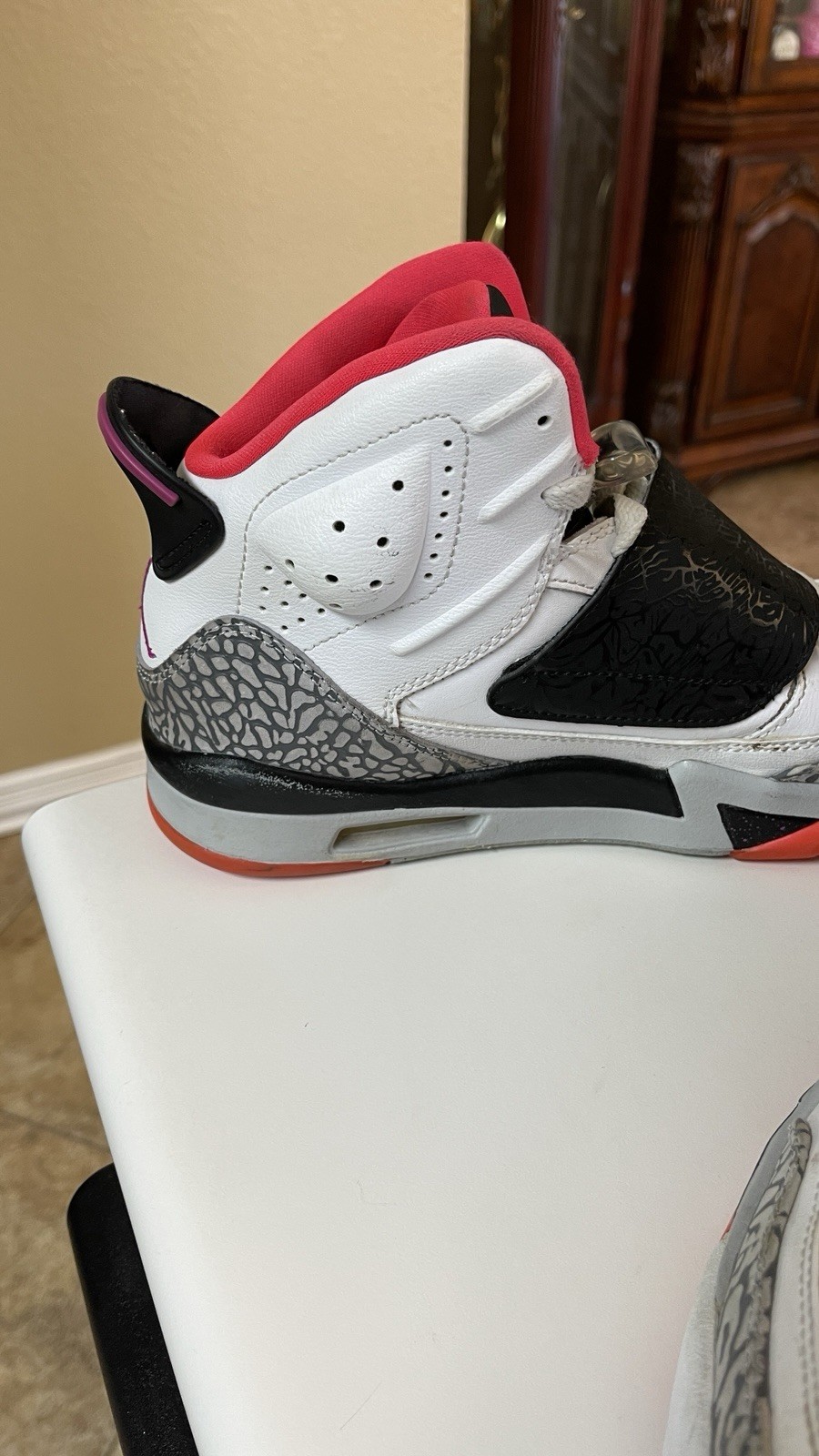 Jordan Son of Mars Hot Lava 2015 Retro White Cement Black Purple Sneakers 8.5 thumbnail 7