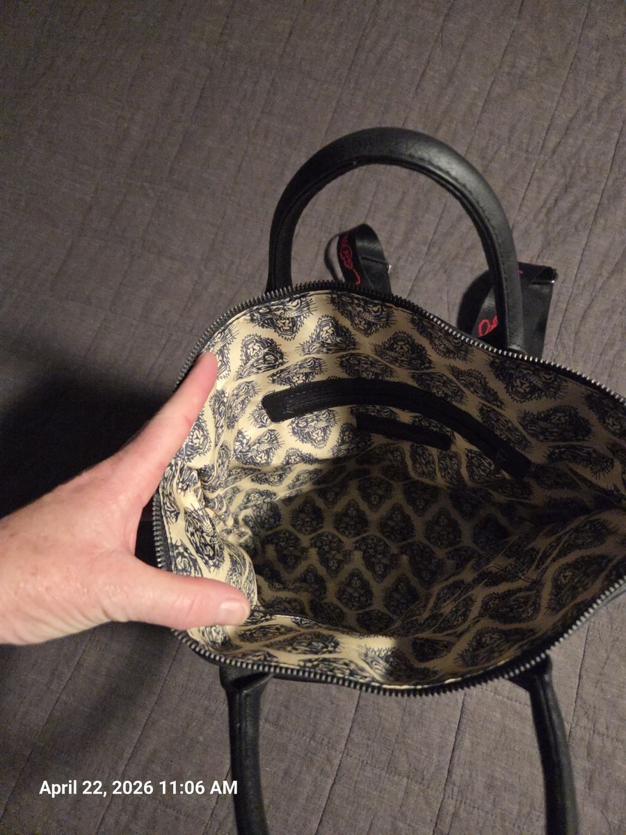 Ed Hardy Metallic Silver Black Skull Heart Graphic Backpack  display picture 1