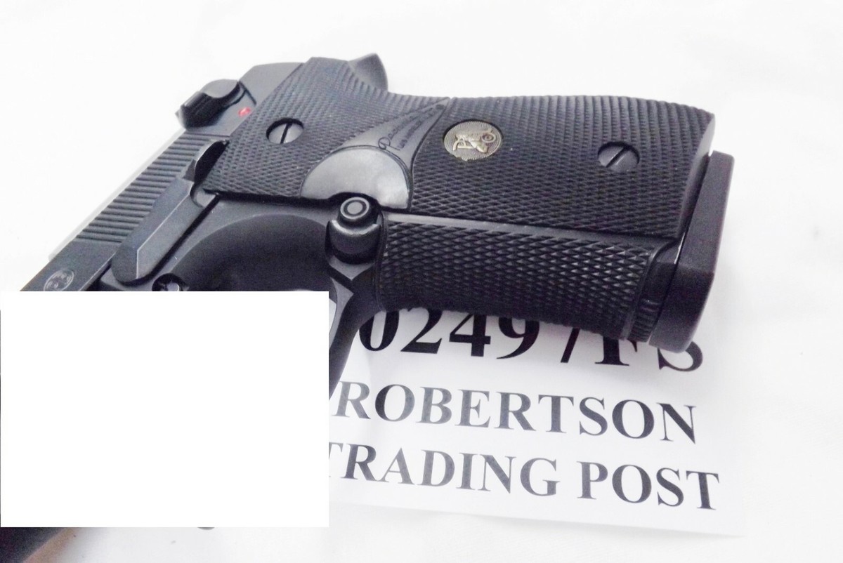 ベレッタ92F 、B92SB　ラバーハンドガングリップUSA Pachmayr製 ベレッタ92F 、B92SB ラバーハンドガングリップUSA Pachmayr製