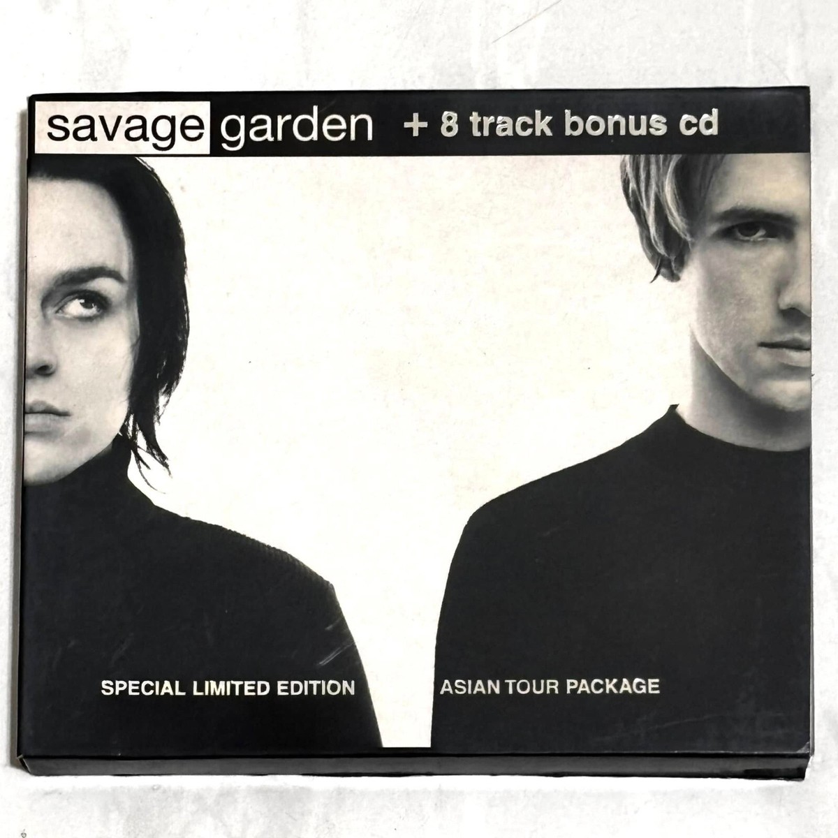 Savage Garden パンフレット　直筆サイン付き Savage Garden 1998 Self-Titled Album Special Limited Asian Tour