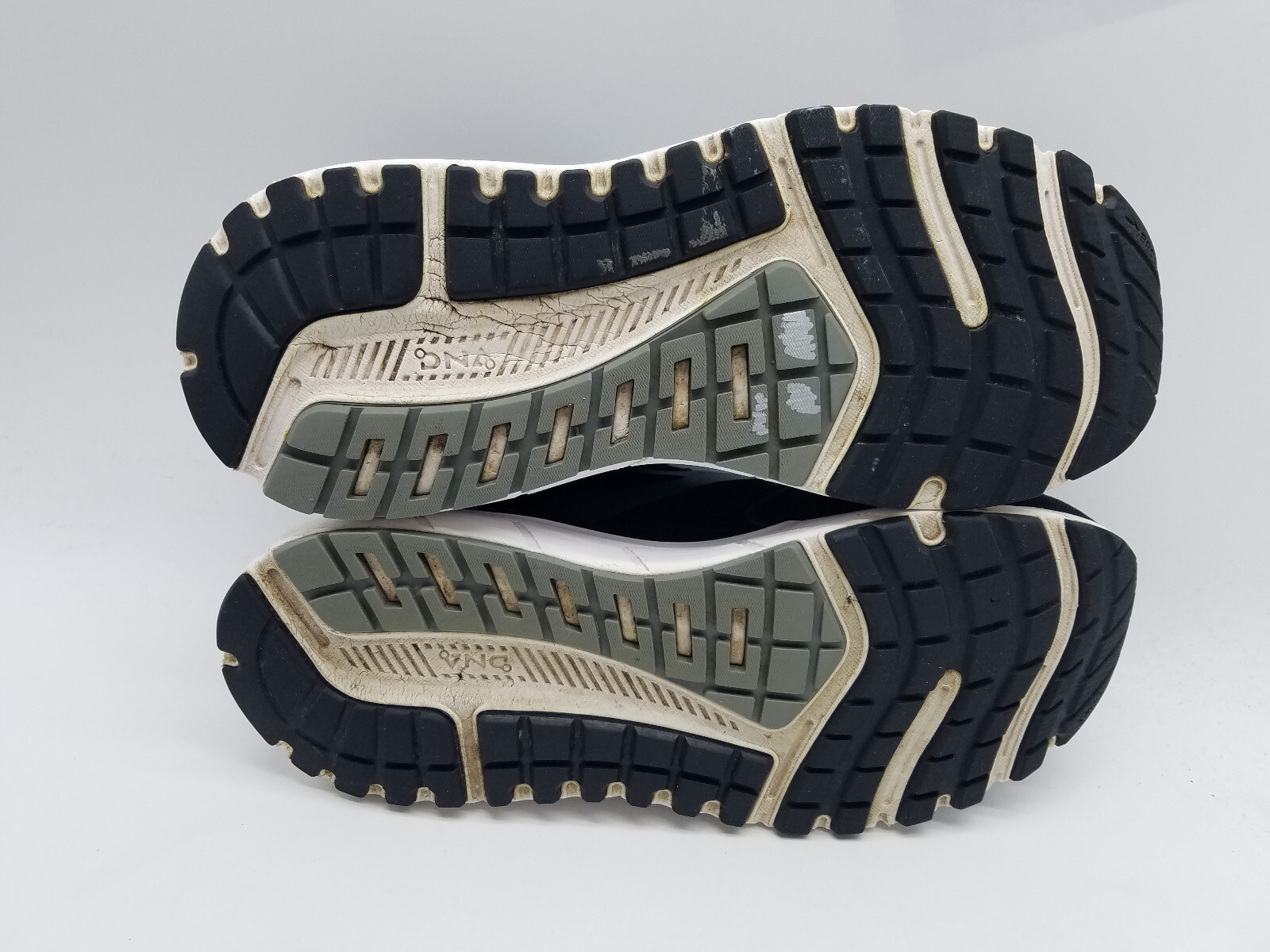 Brooks Beast 20 Men's Size 12.5 D (Medium) Comfort Running Shoes Black image 9