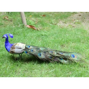 Realisierte Pfau Gartenskulptur Dekofigur aus künstliche Feder, echter