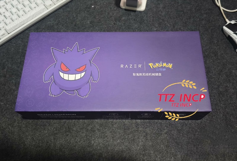 New Razer x Pokémon Gengar Wireless Mechanical Keyboard RGB Backlit + Wrist Rest