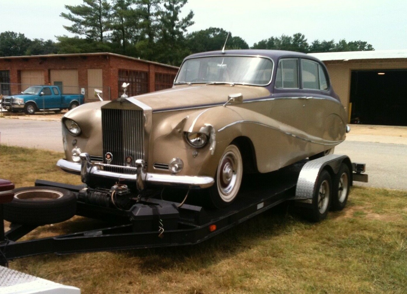 ROLLS ROYCE PHANTOM V, CLOUD BENTLEY TRAY. WORLDS LARGEST CLOUD S TYPE INVENTORY