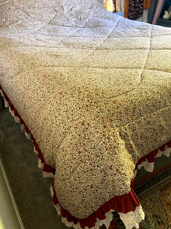 DE COLECCIÓN AÑOS 80 JC PENNY MARRÓN FLORAL CON VOLANTE DE ENCAJE ABUELA NÚCLEO EDREDÓN TALLA - REINA Foto 2 de 4