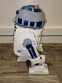 LEGO Star Wars: R2-D2 (10225) Used, No Wear with instructions. No box. 