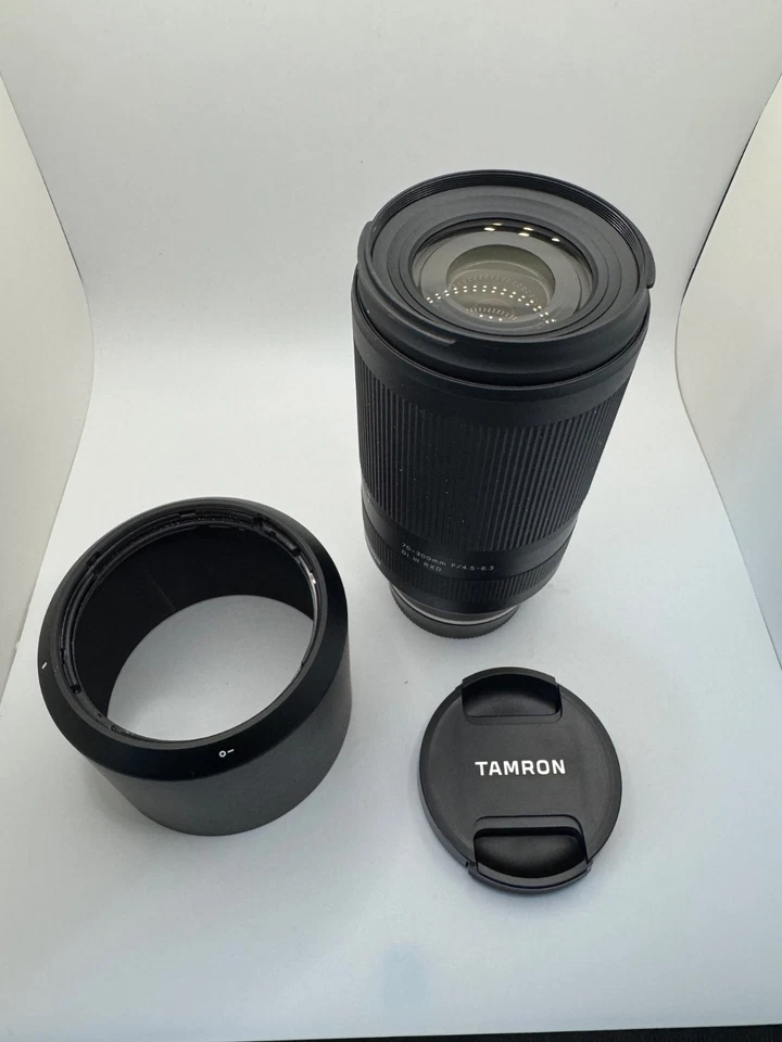 TAMRON 70-300mm f/4.5-6.3 Di III RXD E-Mount - Image 3 of 4