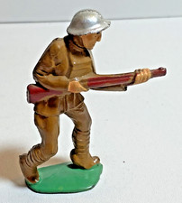 Manoil Dimestore Soldier With Gun Charging