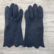 Vintage Women  s Gloves Cotton Black Eyelet Flower Design Scalloped Edges Sz 6