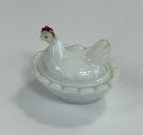 Vtg Westmoreland Milk Glass Hen On Nest Mini Salt Cellar Red Comb 2"