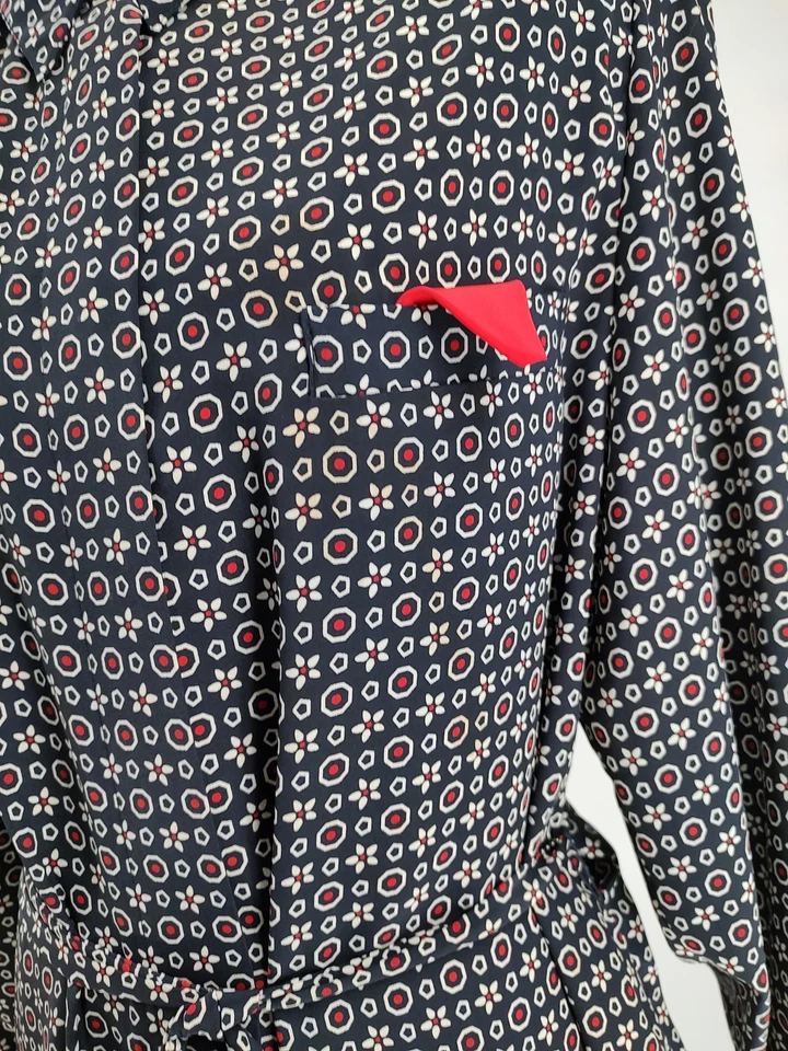 Leslie Fay Woman Blue Dot Shirt Dress Size 14 Hidden Buttons Pockets Fabric Tie - Image 3 of 4