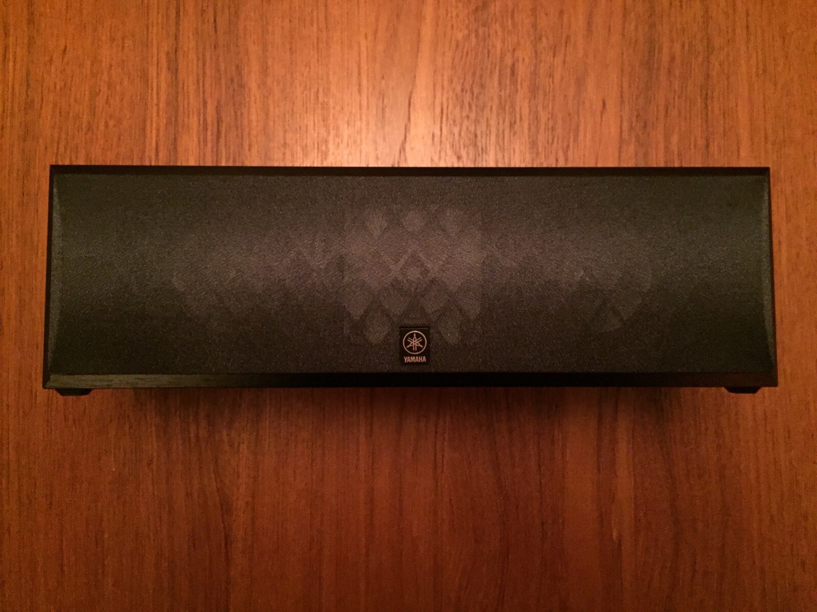 yamaha center channel speaker