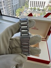 Omega De Ville Ladymatic Diamond Bezel and Blue MOP Dia Dial 425.30.34.20.57.003 9