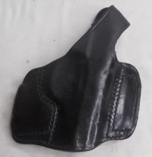 Don Hume H721  No.42 Black Leather Holster Snap Closure Right Hand Belt Hookup